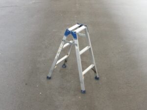 脚立（3段/90cm）